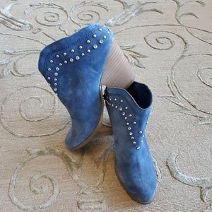 NEW! Yellowbox Closed Toe Ankle Clog Boots